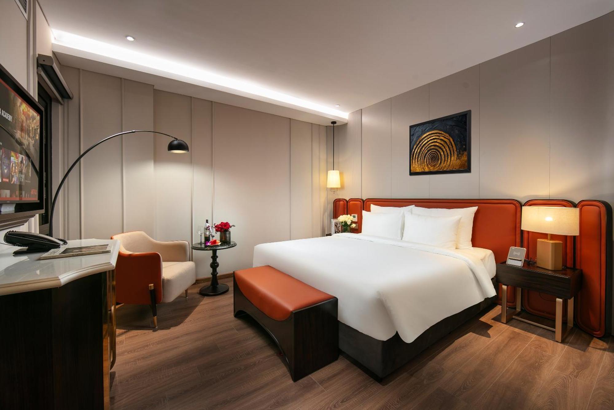 Le Premier Hotel & Rooftop Bar Hanoi Zewnętrze zdjęcie