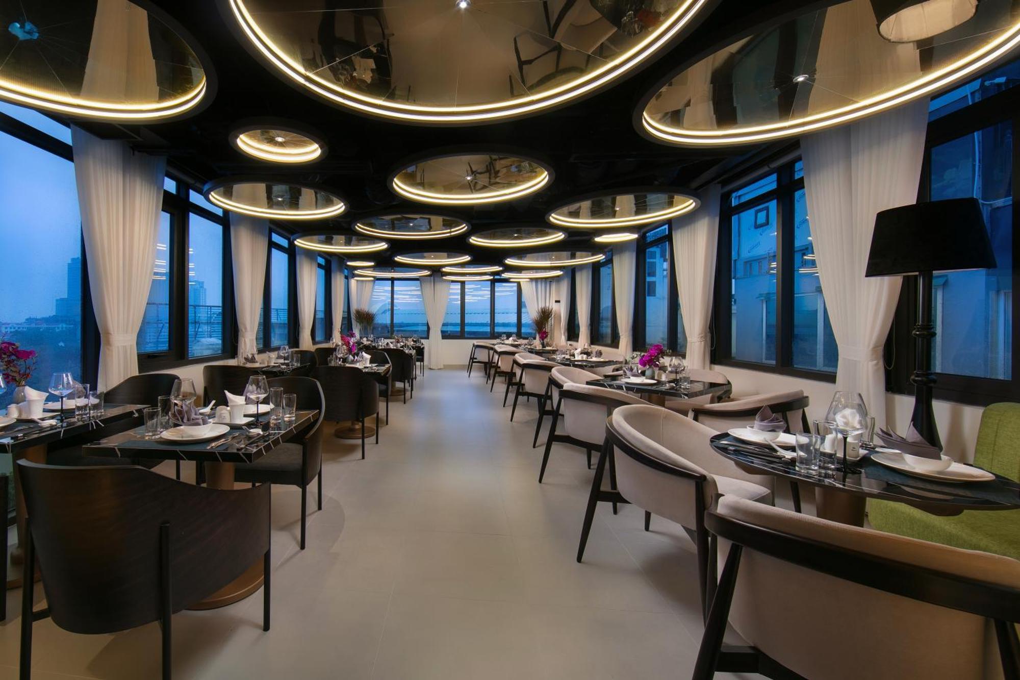 Le Premier Hotel & Rooftop Bar Hanoi Zewnętrze zdjęcie