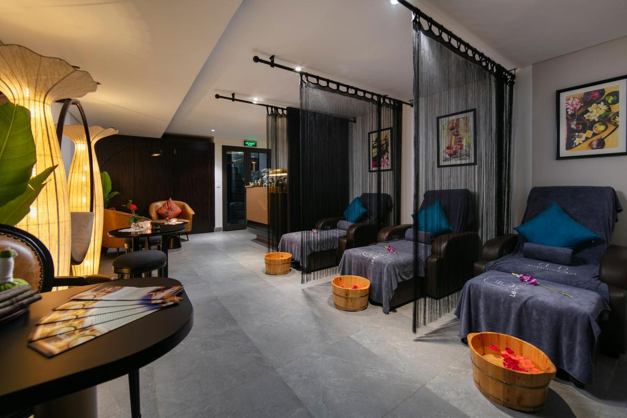 Le Premier Hotel & Rooftop Bar Hanoi Zewnętrze zdjęcie